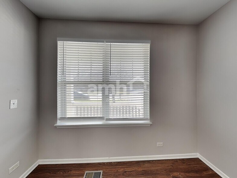 Building Photo - 2766 Middleton Ct