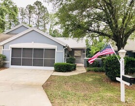 Building Photo - Bright Beautiful 2/2 Villa in Oak Run