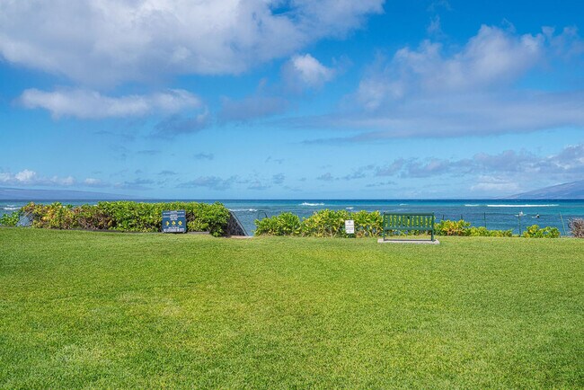 Building Photo - 4521 Lower Honoapiilani Rd