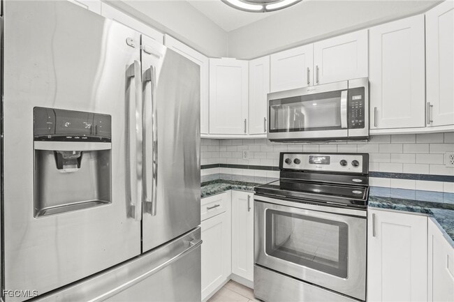Building Photo - 12505 McGregor Blvd