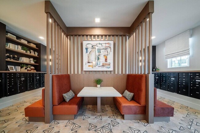 Building Photo - 3020 Base Blvd