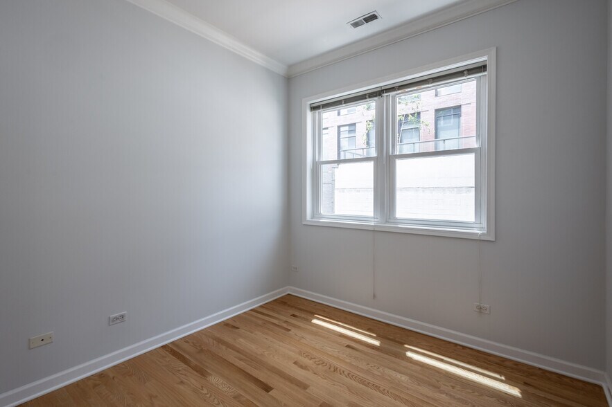 2nd bedroom - 948 Madison W St