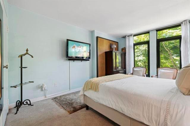 Building Photo - 500 W Harbor Dr