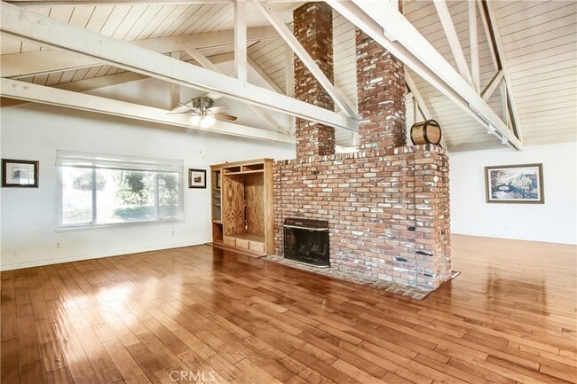 Building Photo - 10818 Hillside Rd