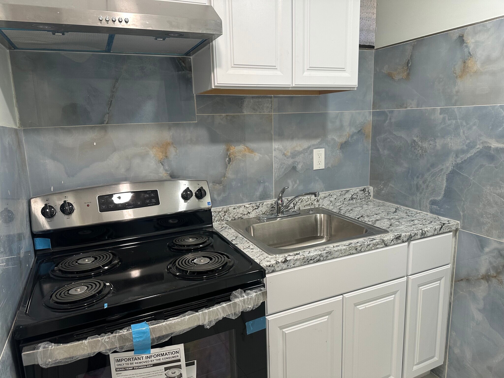Kitchen - 8260 166th St