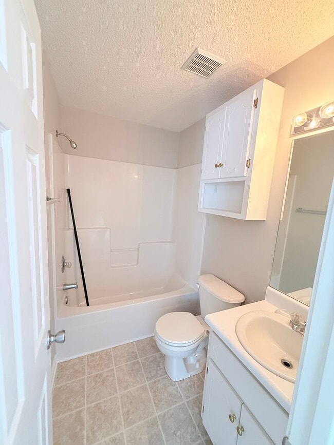 Building Photo - Dunwoody Subdivision