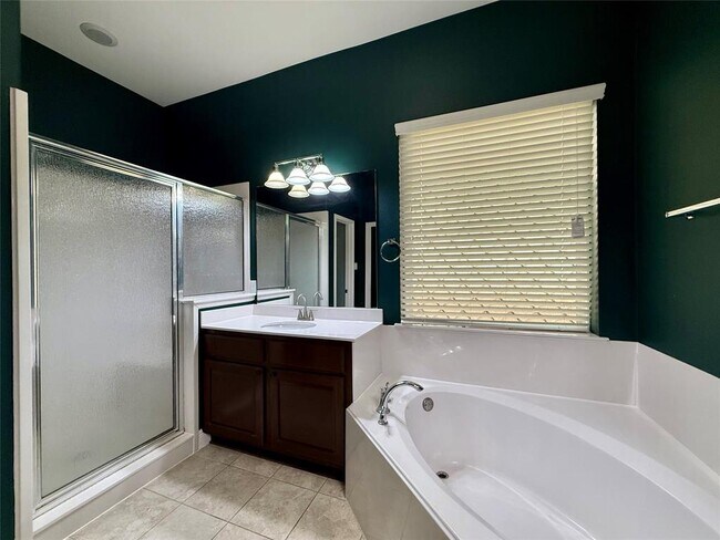 Building Photo - 4200 Rainy Creek Ln