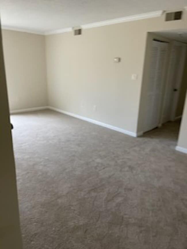 Building Photo - 15622 Weathervane Trl