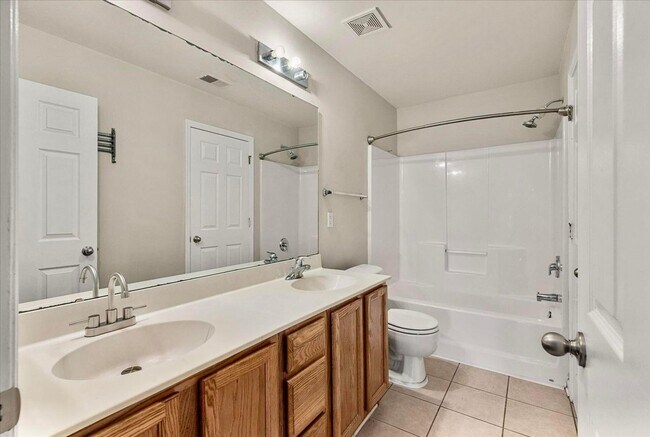 Building Photo - Bright, Spacious, and Ideally Located in t...