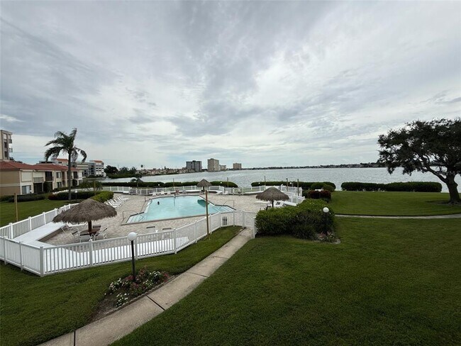 Primary Photo - 6158 Palma Del Mar Blvd S