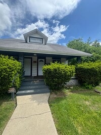 Building Photo - 1718 S Elm St