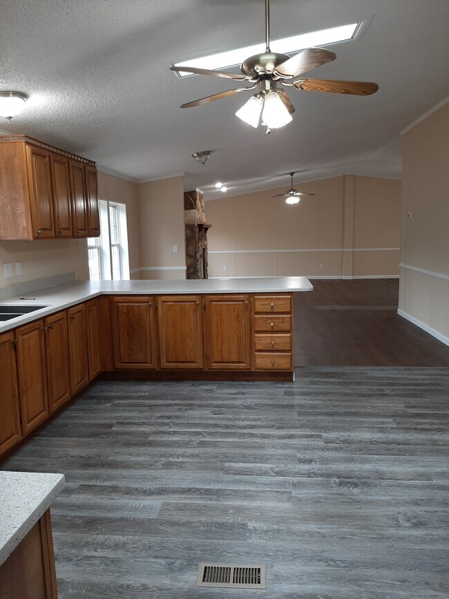 Building Photo - 5767 Deauville Cir