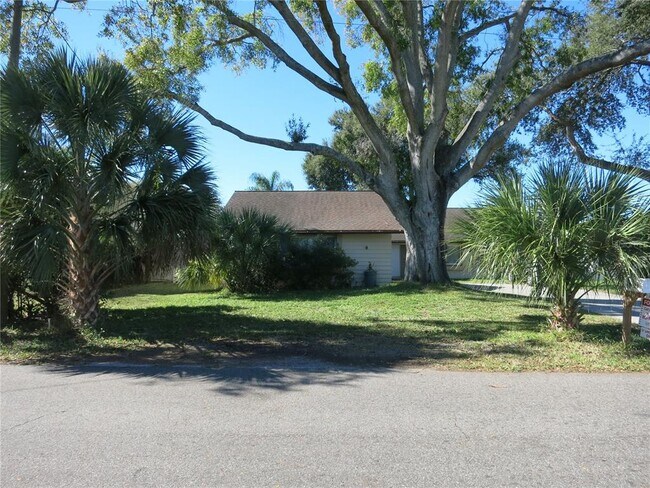 Building Photo - 8304 N Gomez Ave