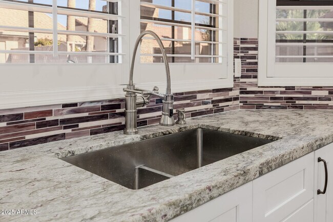 Building Photo - 16809 S 33rd Way