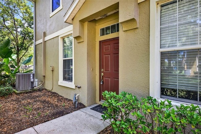 Building Photo - 6745 Breezy Palm Dr