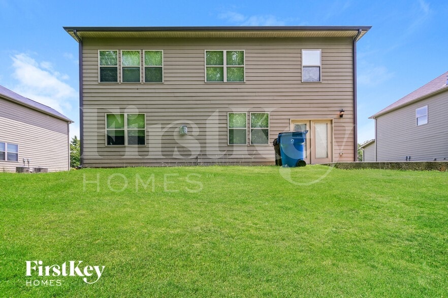 Building Photo - 360 Madison Grace Ave