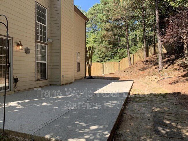 Building Photo - 485 Chippenham Ct