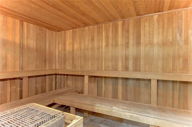 Building Photo - 7803 Blue Spring Dr