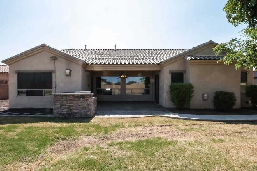 Building Photo - 4626 S Marble St