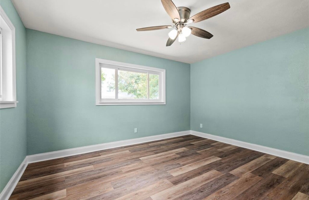 Building Photo - 11615 Park Blvd