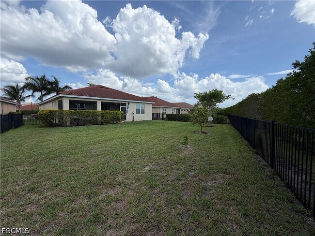Building Photo - 3202 Birchin Ln