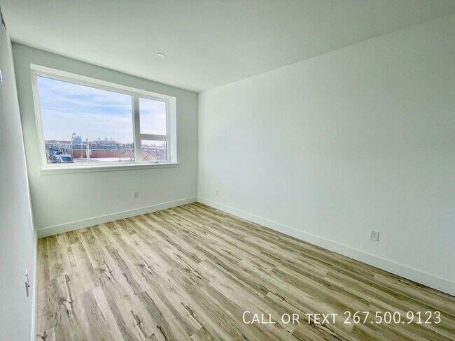 Building Photo - Brand new One and Two Bedrooms. Great Loca...