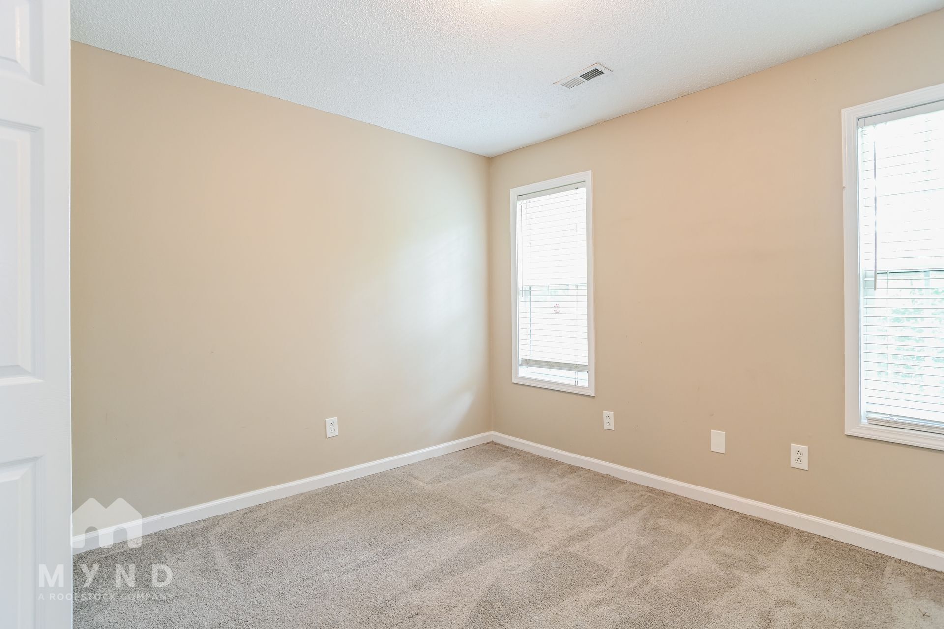 Building Photo - 1312 Fosteria Ln