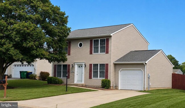 Building Photo - 23 Lordship Ln