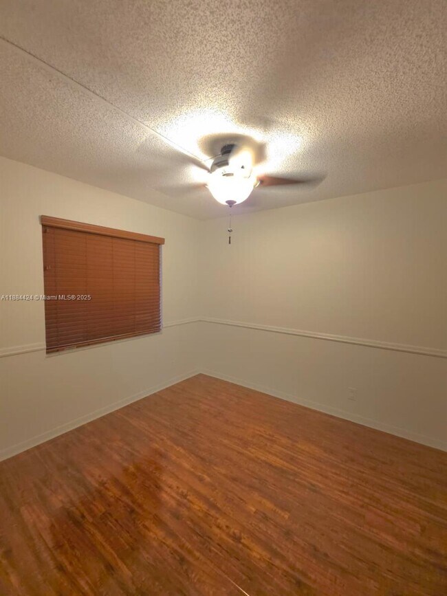 Building Photo - 10451 W Broward Blvd
