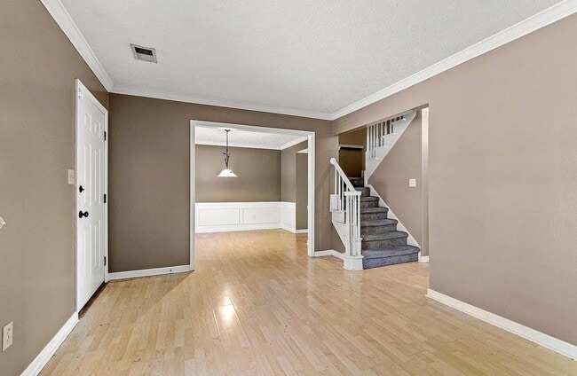 Building Photo - 4628 Fieldmoor Dr