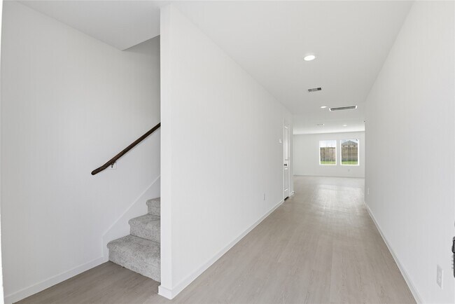 Building Photo - 316 Bush Mdw Ln