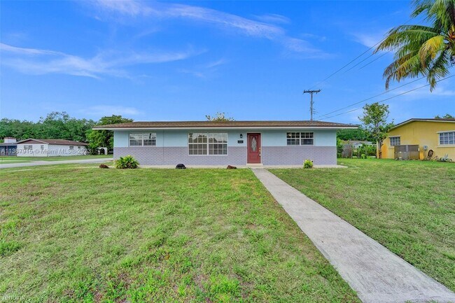 Building Photo - 3 br, 2 bath House - 561 NW 45th Ter # 0