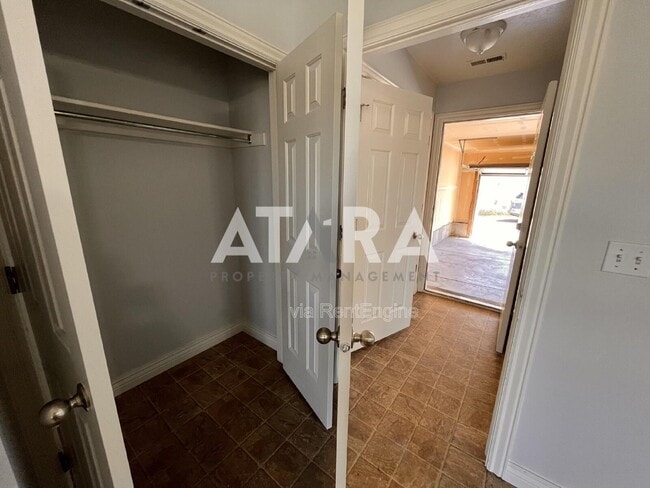 Building Photo - 2473 W 5400 S