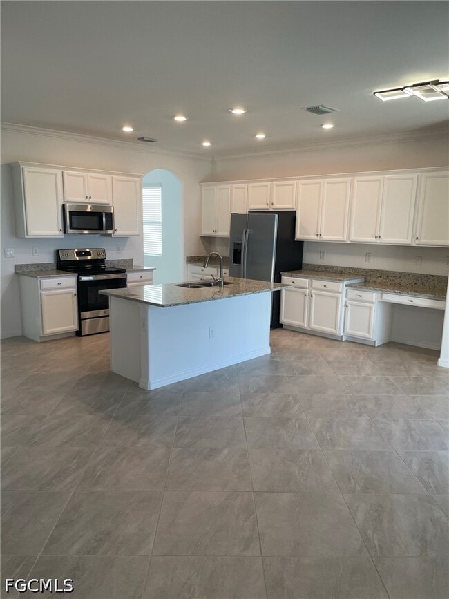 Building Photo - 14543 Cantabria Dr