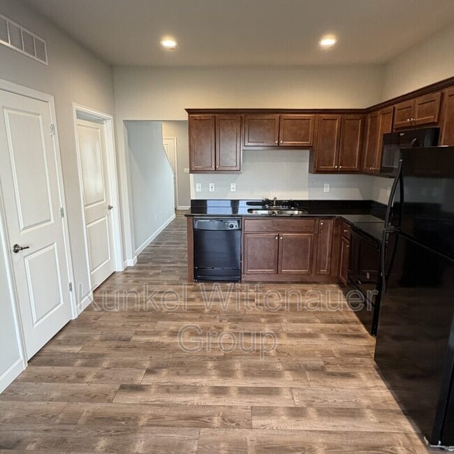 Building Photo - 8401 Allied Wy