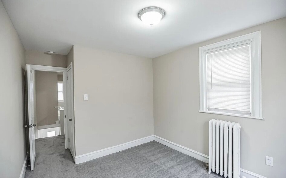 Building Photo - 209 Furley St
