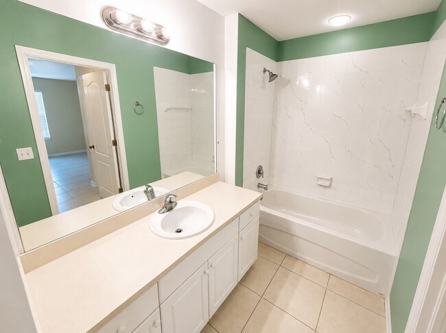 Building Photo - 409 La Perouse St