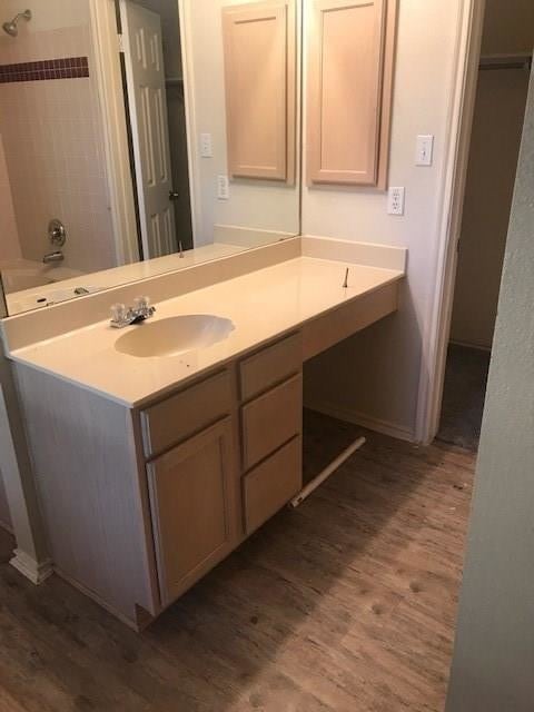 Building Photo - 1304 Devil Ridge