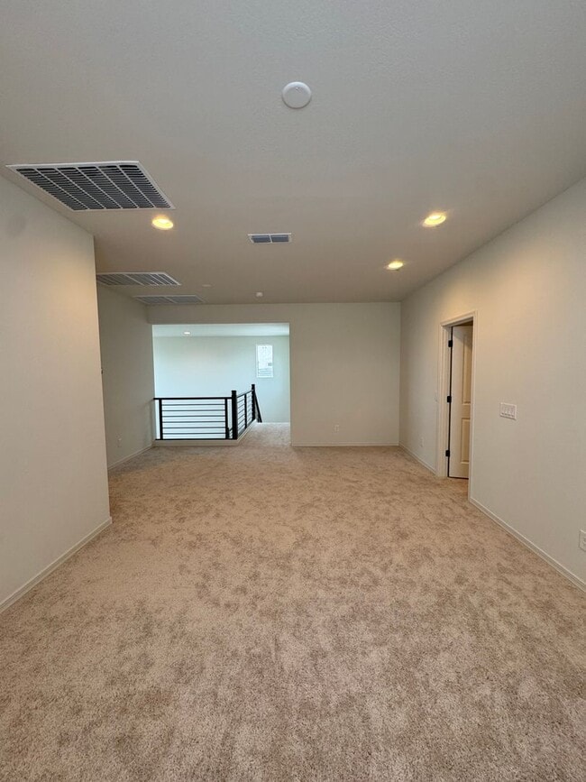 Building Photo - 17156 W Smoketree Dr