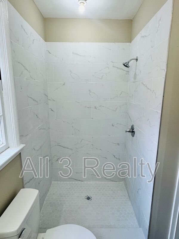 Building Photo - 603 Federal Dr