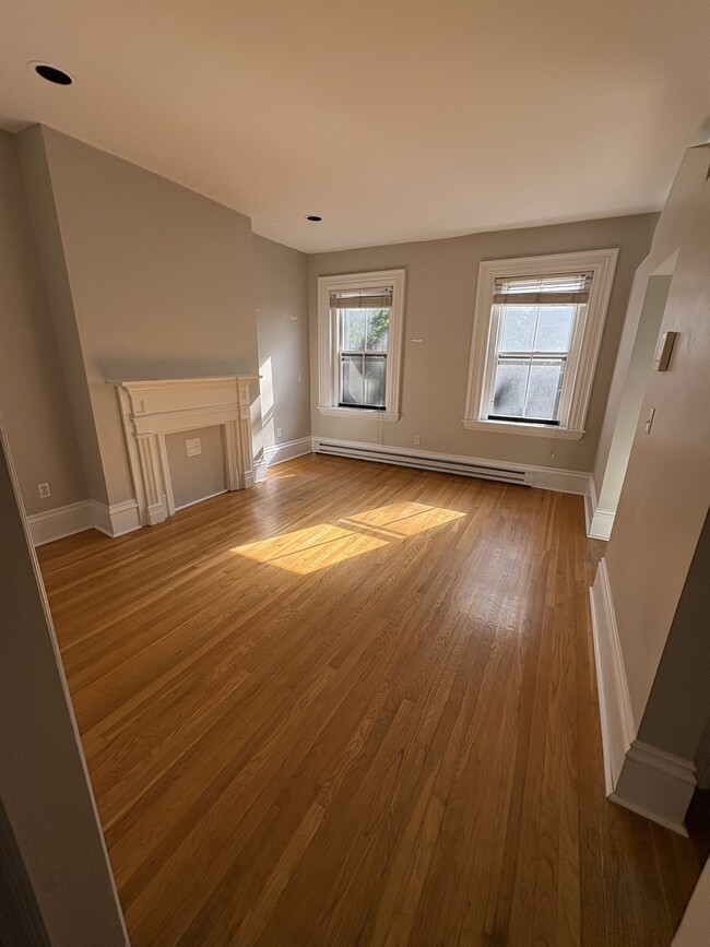 Building Photo - 53 E Springfield St