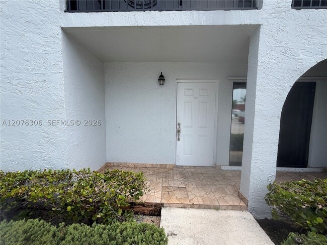 Building Photo - 18226 Mediterranean 3-16