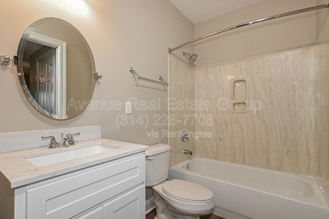 Building Photo - 8914 Hilltop Manor Dr