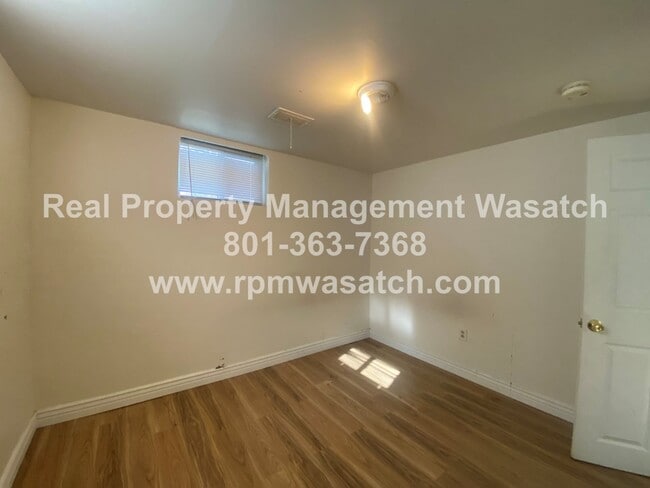 Building Photo - Come See this 2 bedroom 1 bath basement apartment in Salt Lake City With $500 Off First Month Rent1!