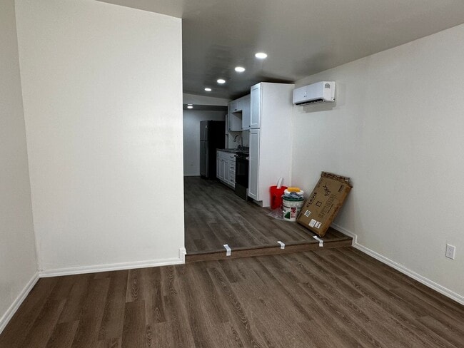 Building Photo - Beautiful Remodeled Studio With Private Backyard In Coolidge!