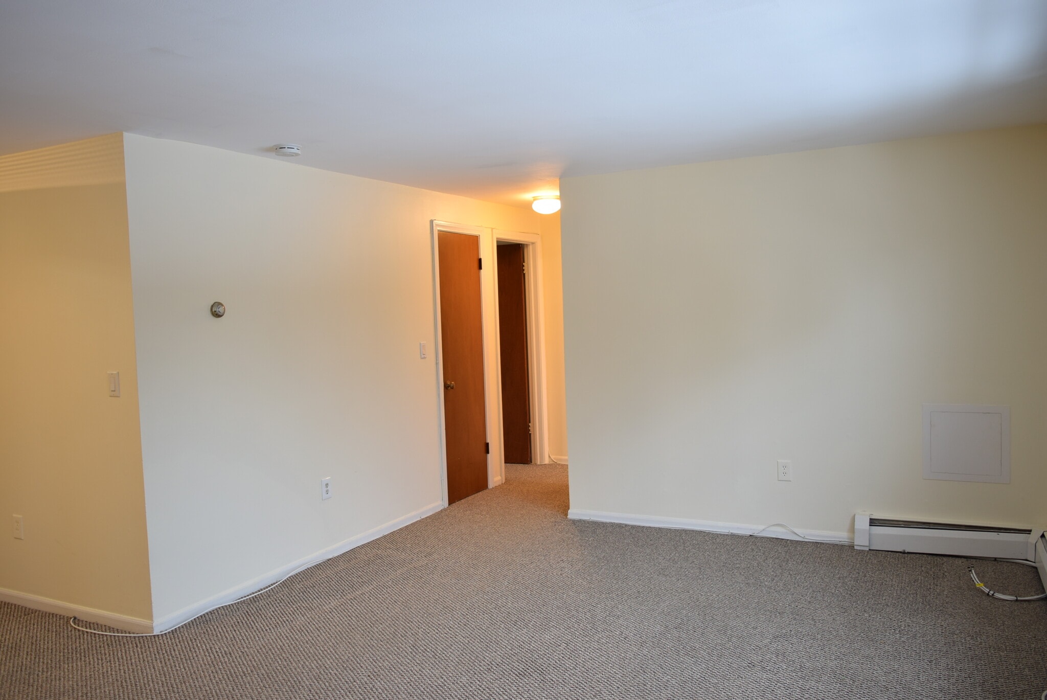 Living Room to BR/BA - 49 Grandview Dr