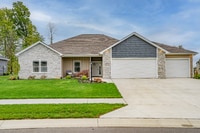 Building Photo - 1227 Midnight Chase Grv