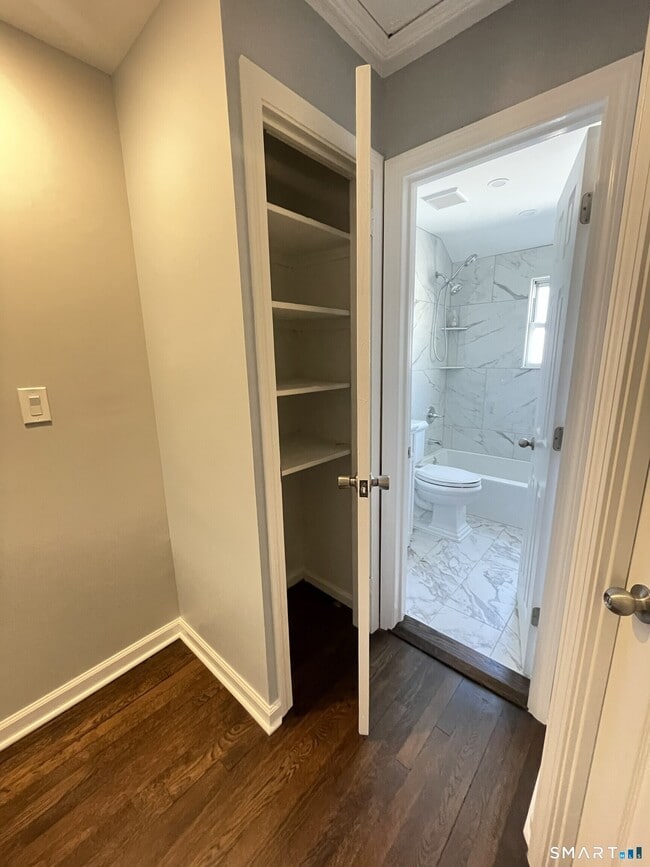 Building Photo - 111 Priscilla Cir