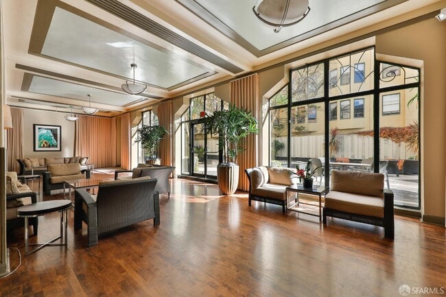 Building Photo - 631 O'Farrell St