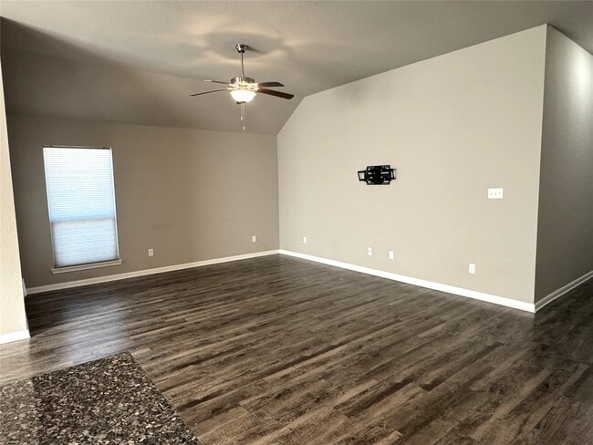 Building Photo - 163 Emery Oak Way